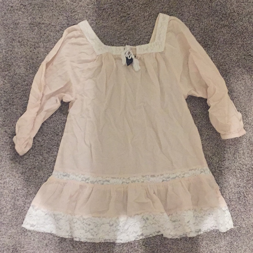 Hm light pink tunic size 4